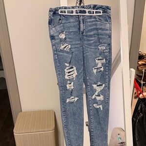 Distressed Blue Women's Curvy Jegging